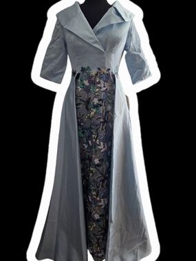 NWT LIGHT IN THE BOX Blue Evening Coat Dress with Embroidered Skirt Size 4/6